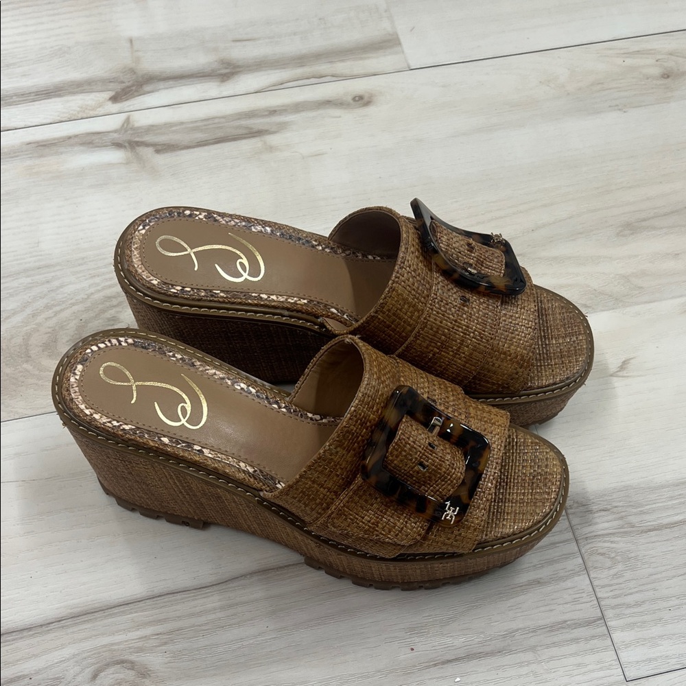 Sam Edelman Tan Woven platform Buckle sandals size 8